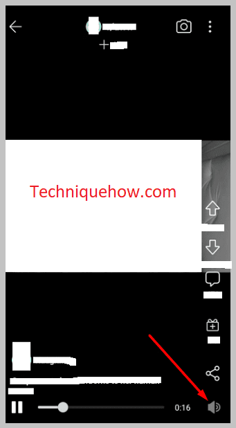 Maybe the sound is Disabled for videos